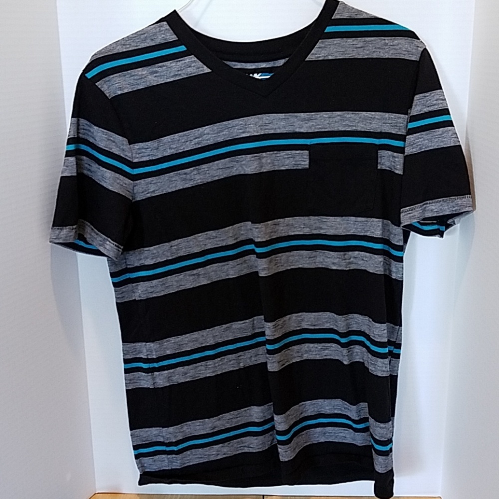 Hawk v neck tshirt stripped with front pocket
